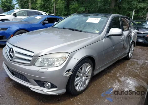 2009 Mercedes-Benz C 300 Luxury 4Matic/Sport 4Matic из США, поврежденный, VIN WDDGF81X79F220419